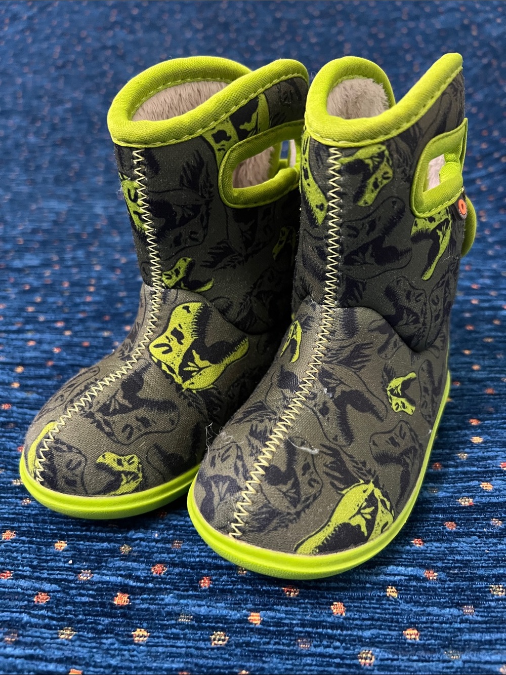 Bogs size 7 toddler/baby Black & Lime Green dinosaur Patterned Rain/snow Boots